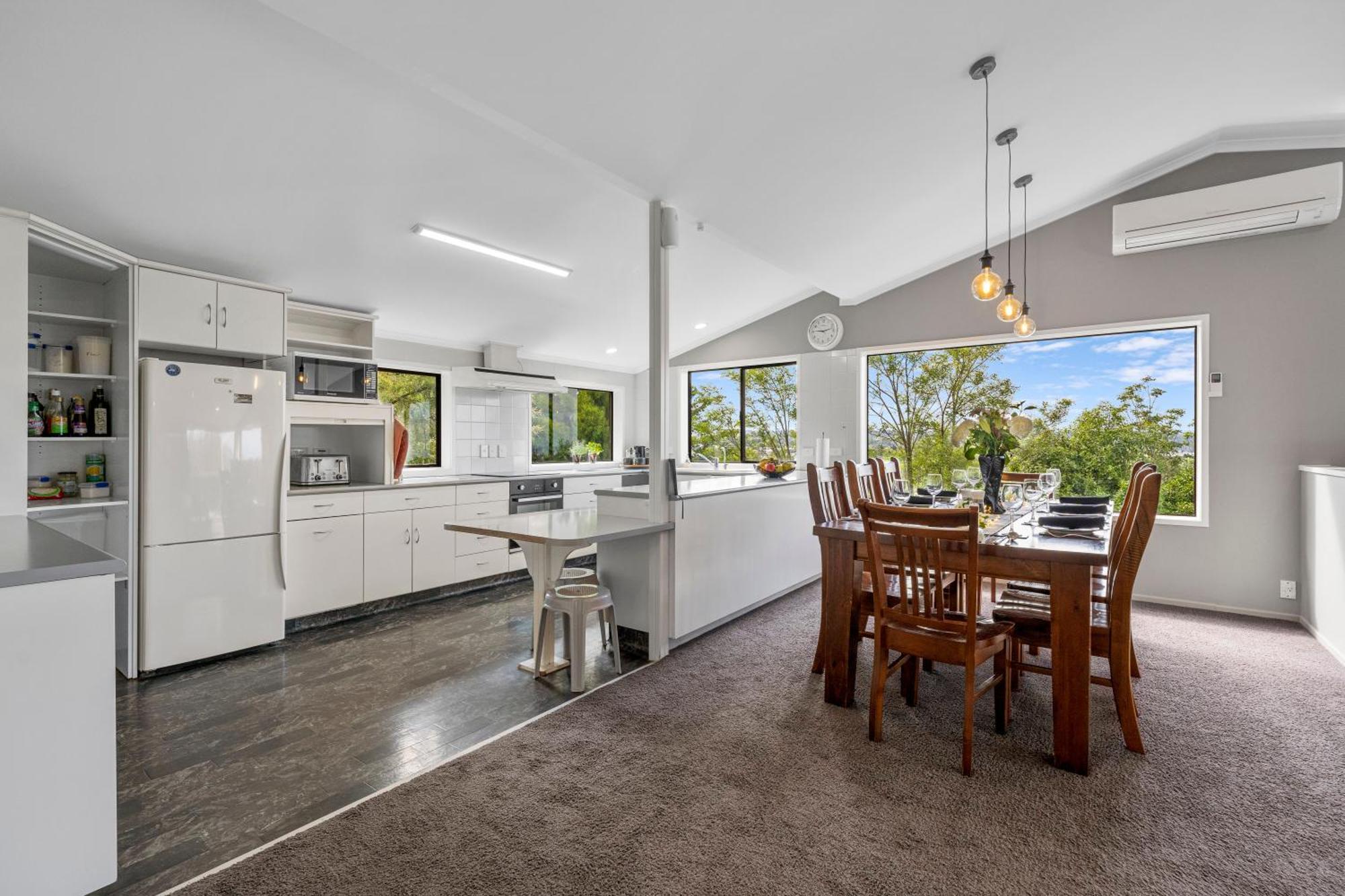 Ngaio Views - Lake Taupo Holiday Home Экстерьер фото